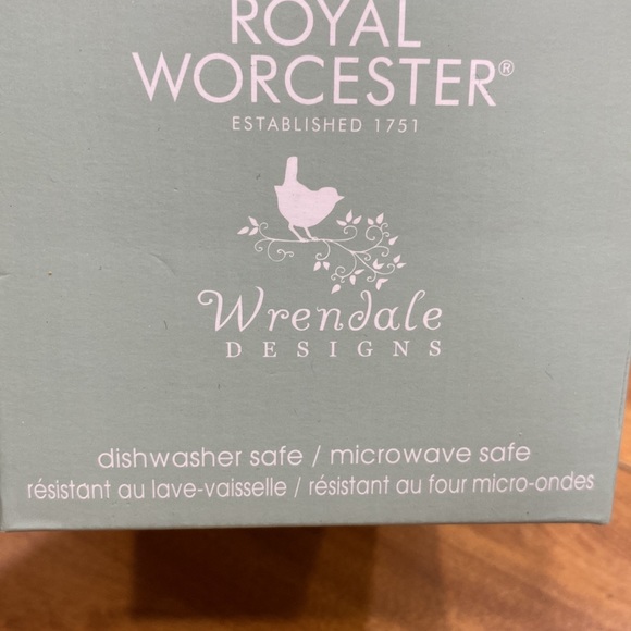 NWT.  Royal Worcester, mug and coaster set. - Picture 8 of 8